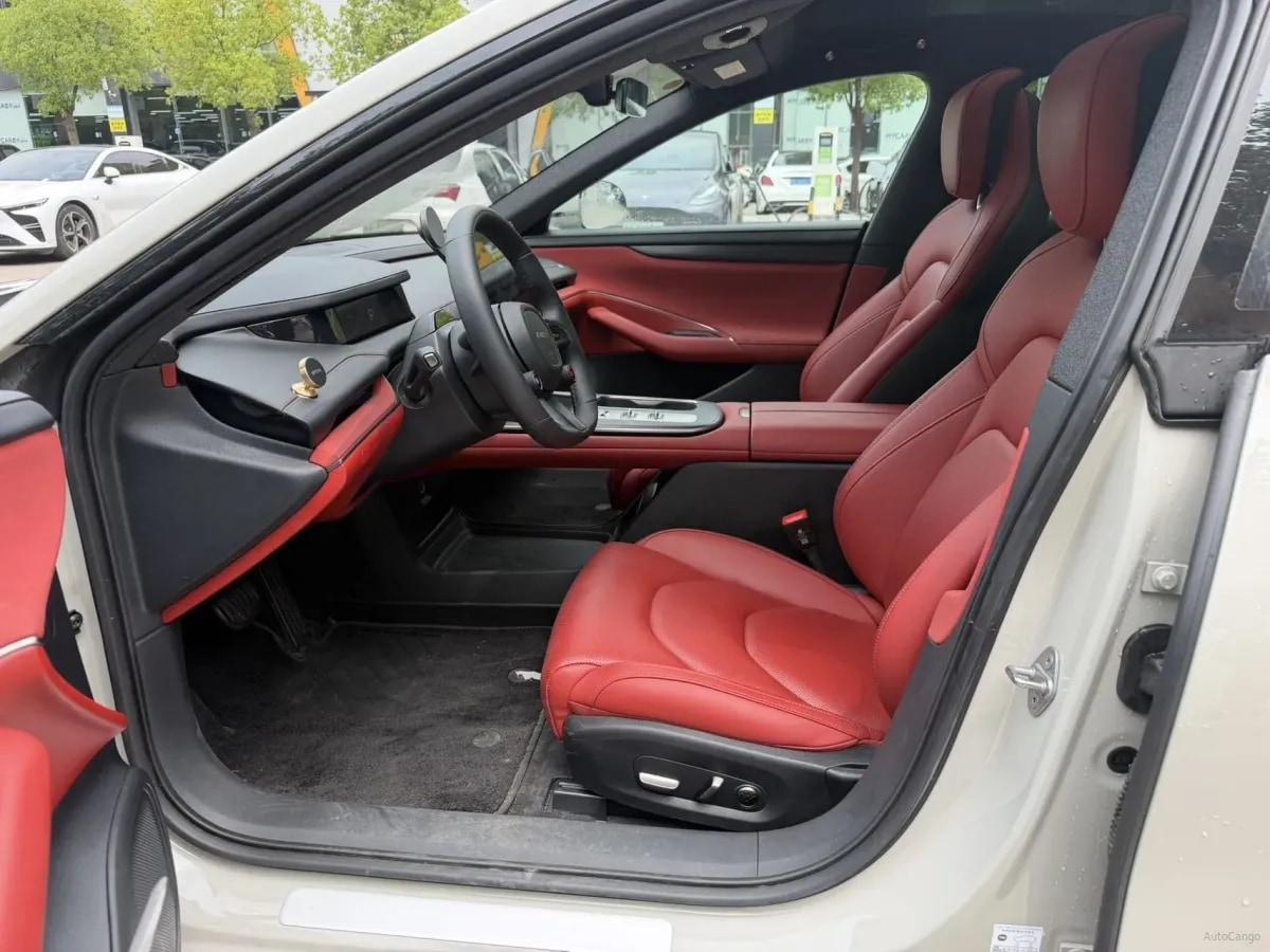 2024 Xiaomi SU7 BEV 73.6KWH image 2