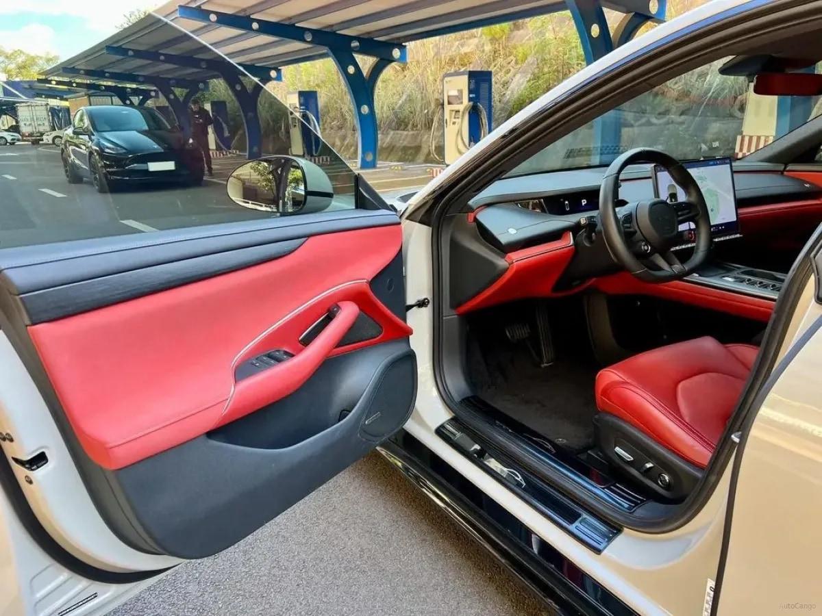 2024 Xiaomi SU7 BEV 94.3KWH 830km image 2