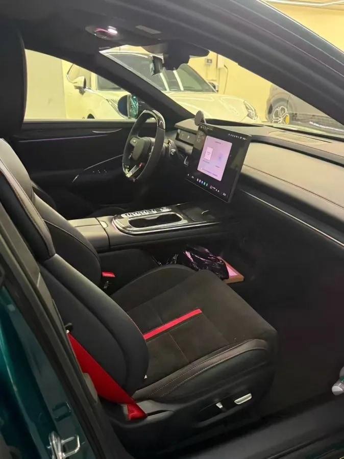 2025 Xiaomi SU7 Ultra BEV 93.7KWH 630km image 2