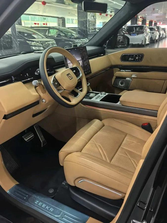2025 Zeekr 9X 2.0T 279HP L4 1DHT PHEV image 2