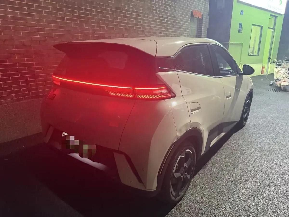 2024 BYD Seagull BEV 30.08KWH 305km image 2