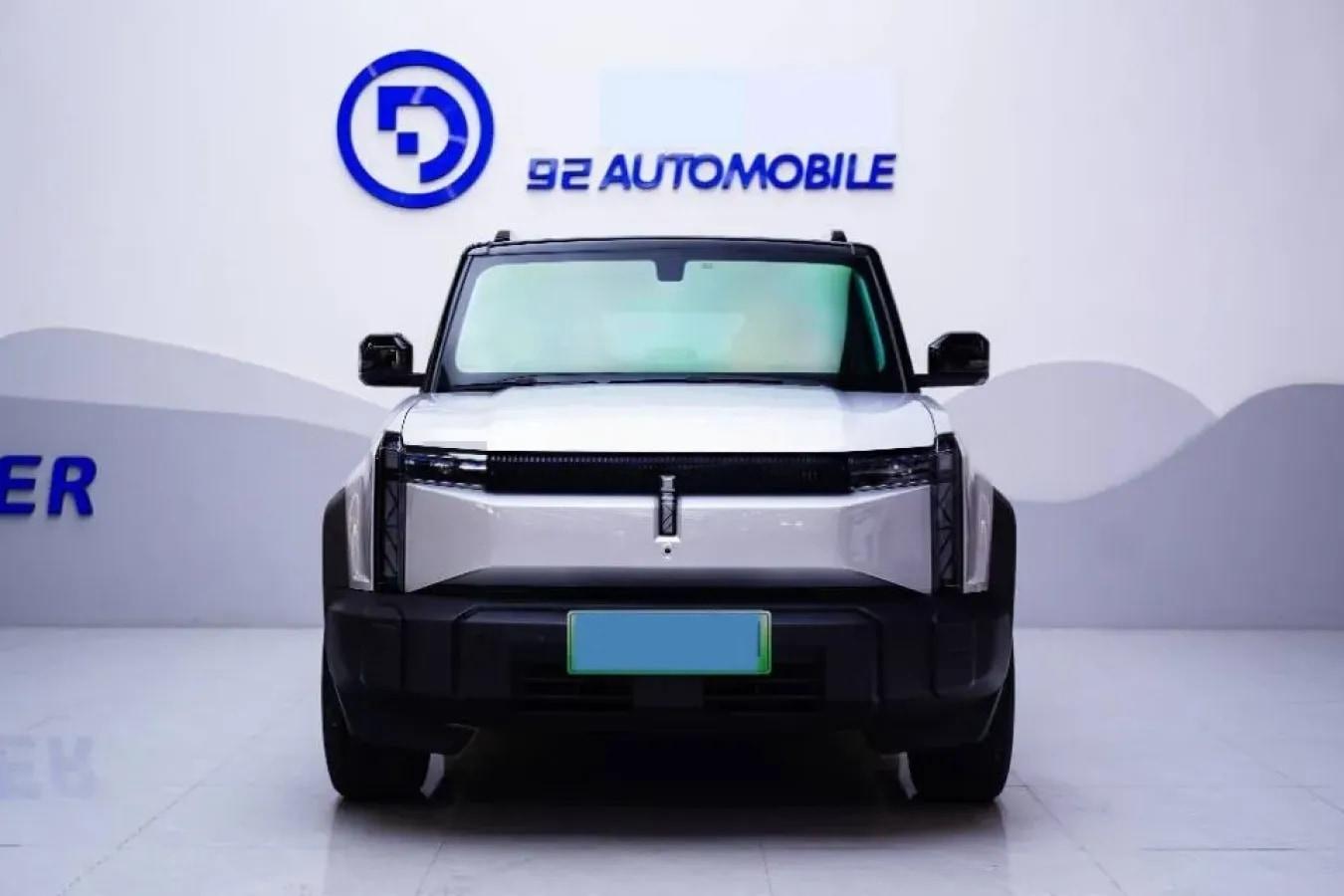 2024 iCAR iCAR 03 BEV 65.69KWH image 2