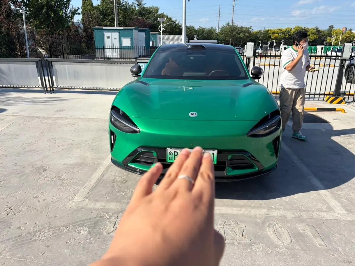 2025 Xiaomi YU7 BEV 101.7KWH 760km image 2