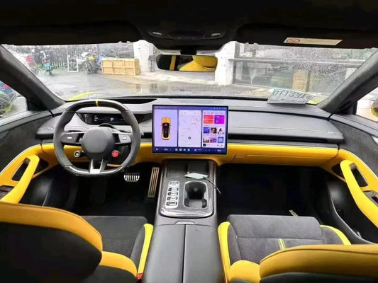 2025 Xiaomi SU7 Ultra BEV 93.7KWH image 2