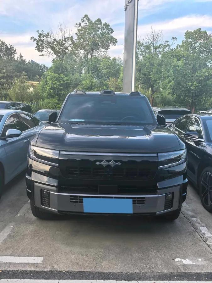 2025 FangChengBao Bao 8 2.0T 245HP L4 E-CVT PHEV 36.8KWH image 2