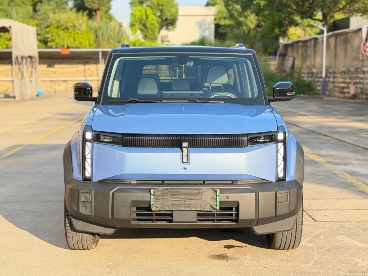 2024 iCAR iCAR 03 BEV 65.69KWH 472km image 2