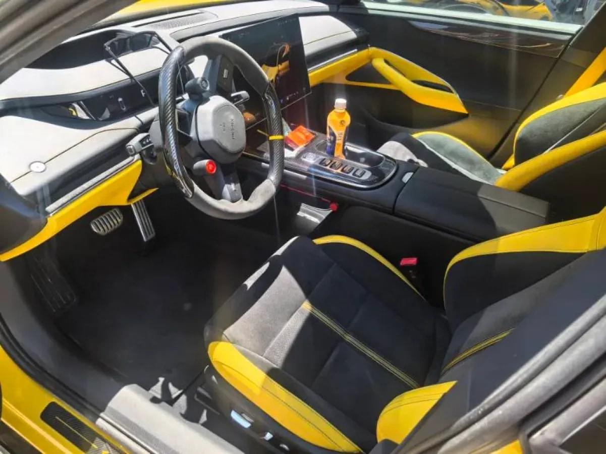 2025 Xiaomi SU7 Ultra BEV 93.7KWH 630km image 2