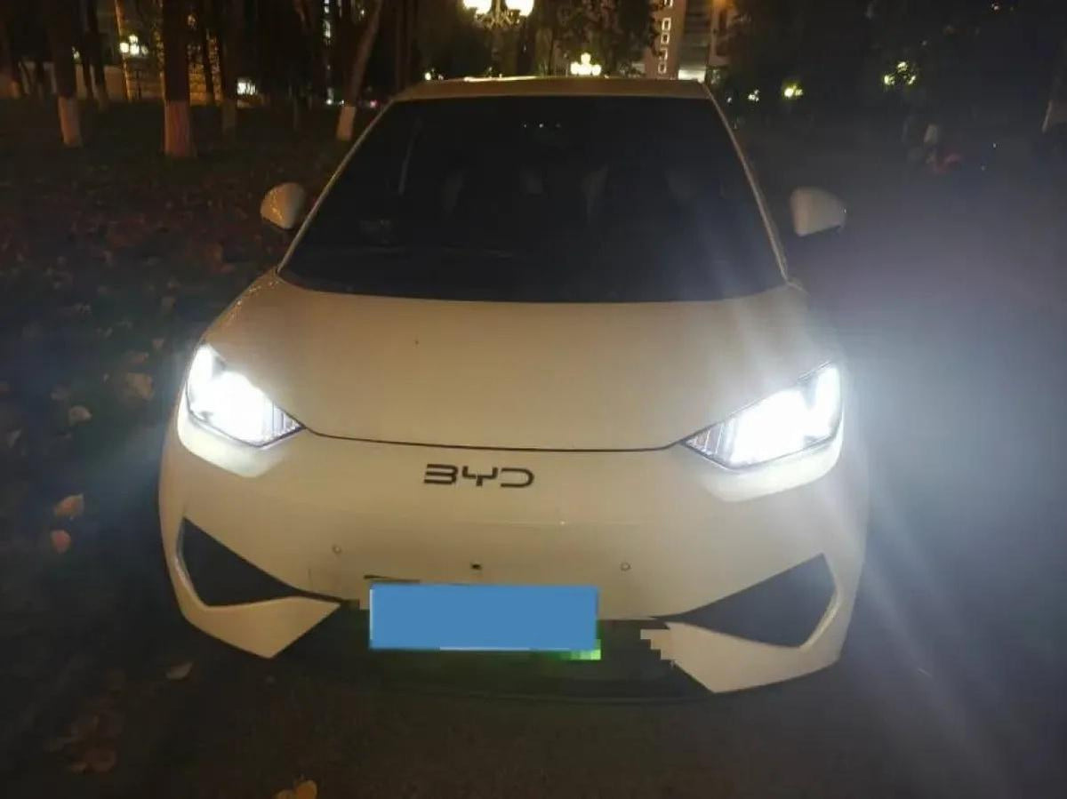 2025 BYD Seagull BEV 30.08KWH 305km image 2