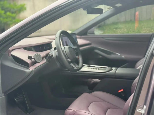2024 Xiaomi SU7 BEV 73.6KWH image 2