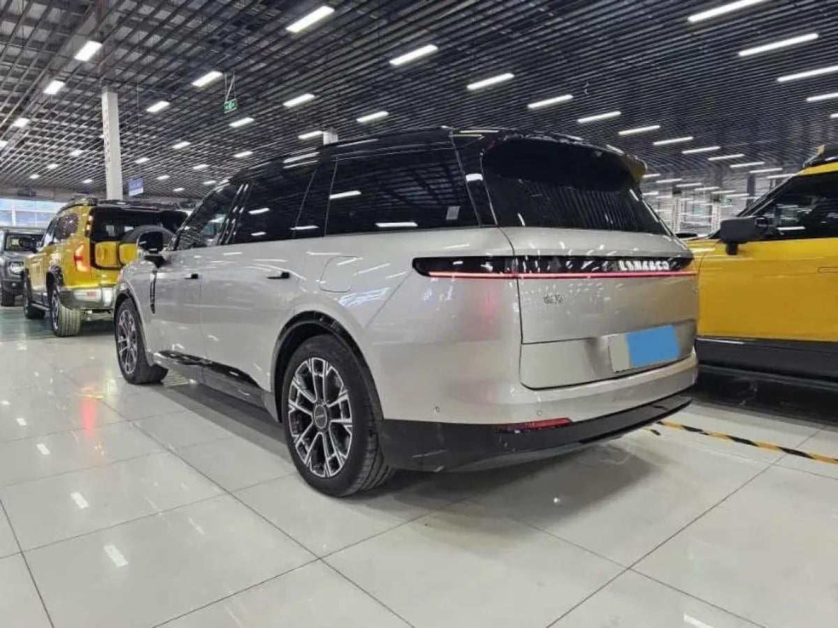 2025 LYNK&CO 900 1.5T 190HP L4 3DHT PHEV 44.85KWH 220km image 2