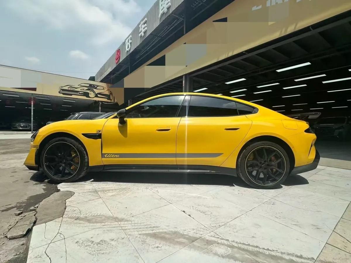 2025 Xiaomi SU7 Ultra BEV 93.7KWH 630km image 2
