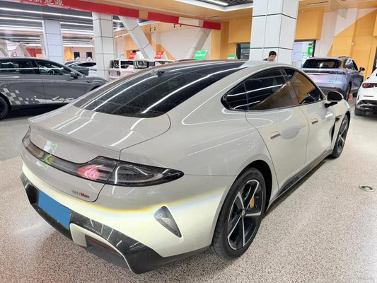 2024 Xiaomi SU7 BEV 101KWH image 2