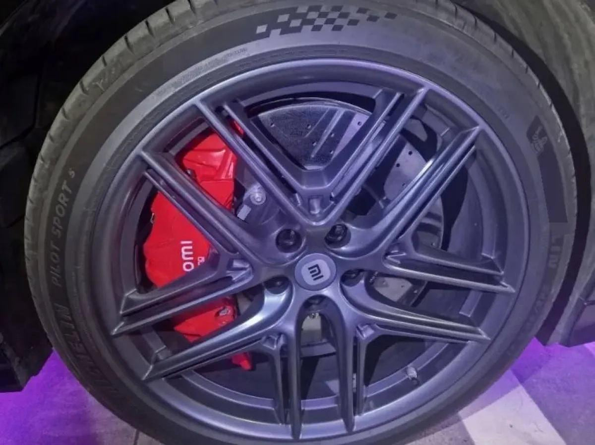 2026 Xiaomi YU7 BEV 101.7KWH 705km image 2