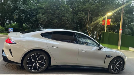 2024 Xiaomi SU7 BEV 94.3KWH image 2