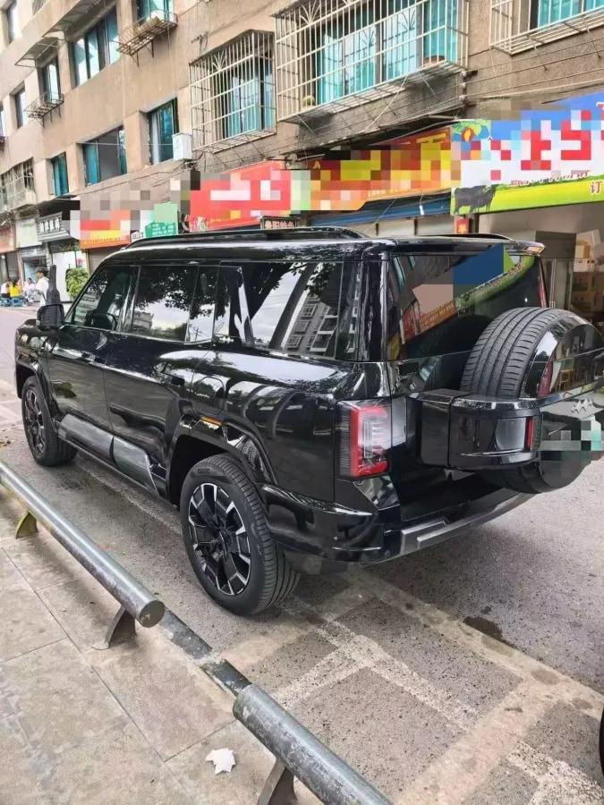 2025 Fang Cheng Bao Bao 8 2.0T 245HP L4 E-CVT PHEV 36.8KWH image 2