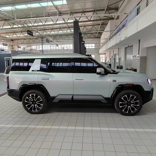 2025 Fang Cheng Bao Bao 8 2.0T 245HP L4 E-CVT PHEV 36.8KWH image 2
