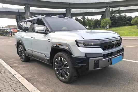2025 Fang Cheng Bao Bao 8 2.0T 245HP L4 E-CVT PHEV 36.8KWH image 2