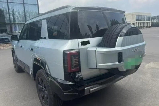 2025 FangChengBao Bao 8 2.0T 245HP L4 E-CVT PHEV 36.8KWH image 2