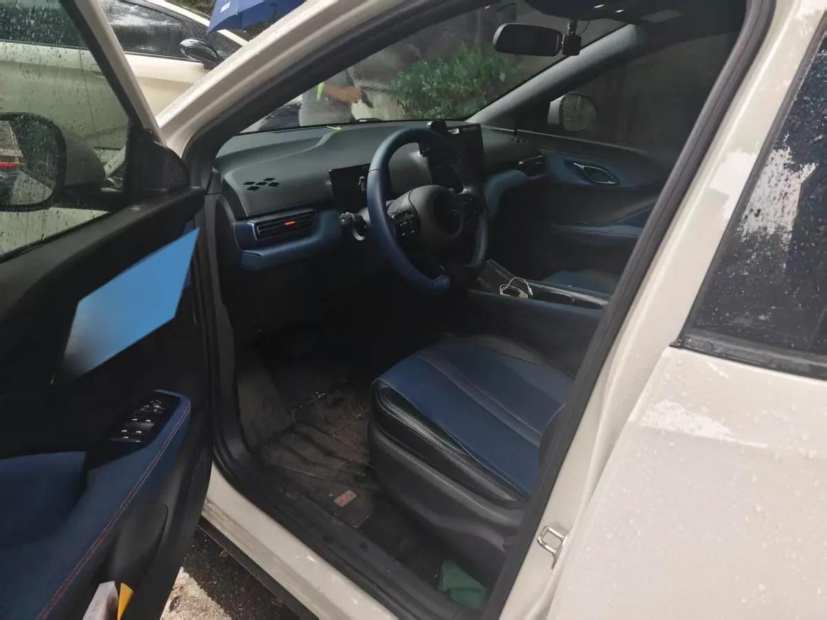 2024 BYD Seagull BEV 30.08KWH 305km image 2