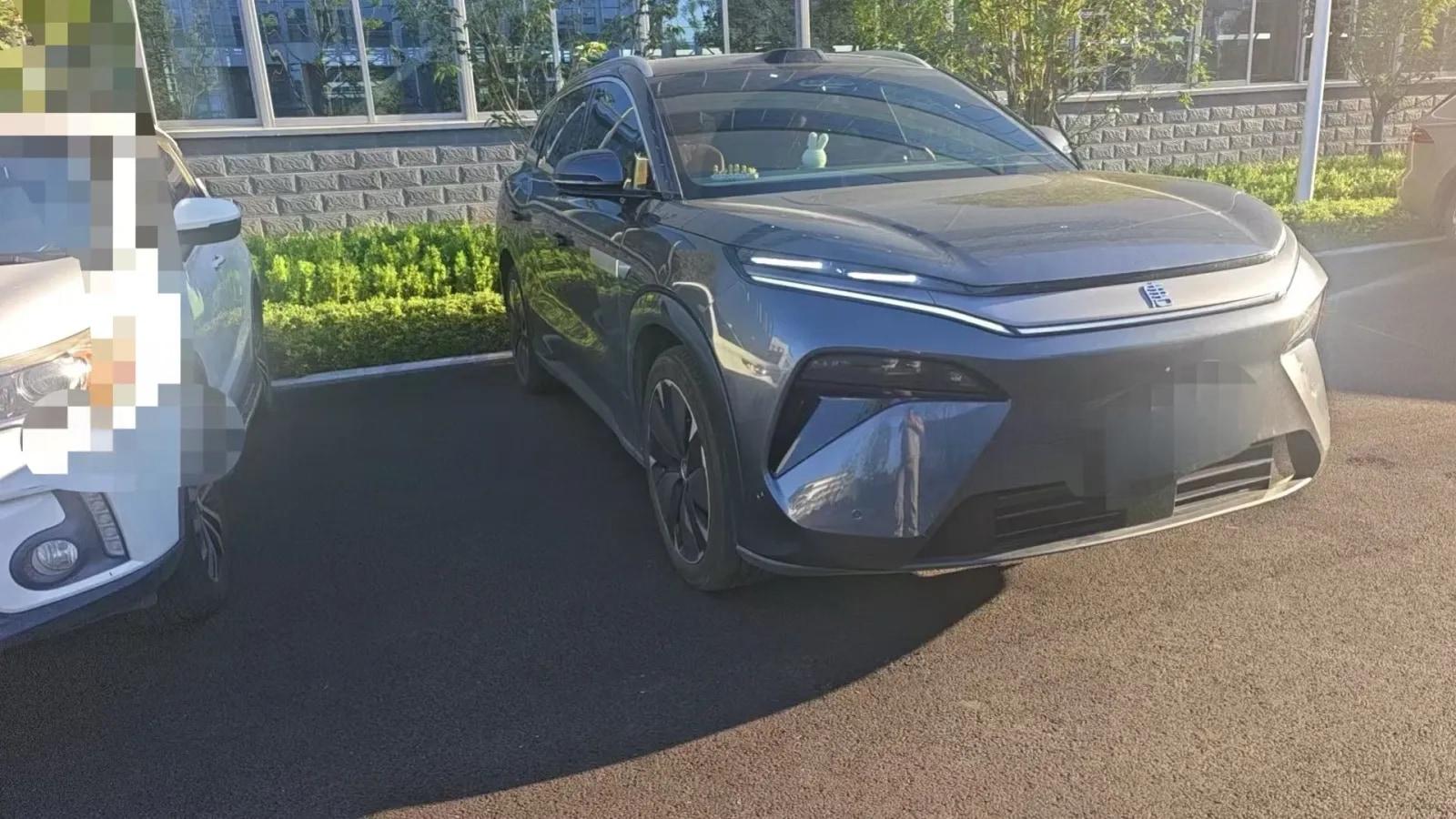 2025 BYD Tang L BEV 100.5KWH 600km image 2