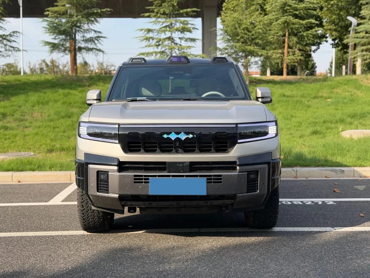 2025 Fang Cheng Bao Bao 8 2.0T 245HP L4 E-CVT PHEV 36.8KWH image 2