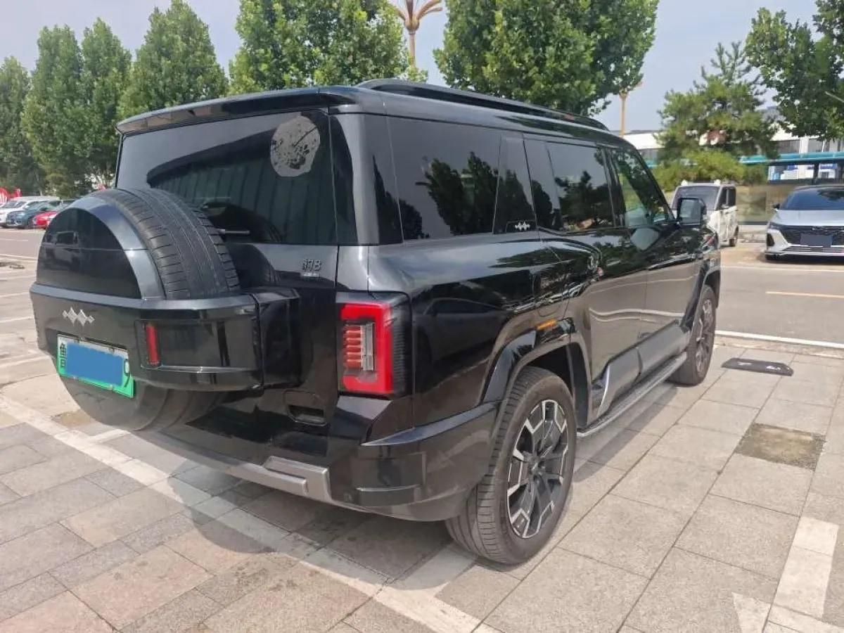 2025 FangChengBao Bao 8 2.0T 245HP L4 E-CVT PHEV 36.8KWH image 2