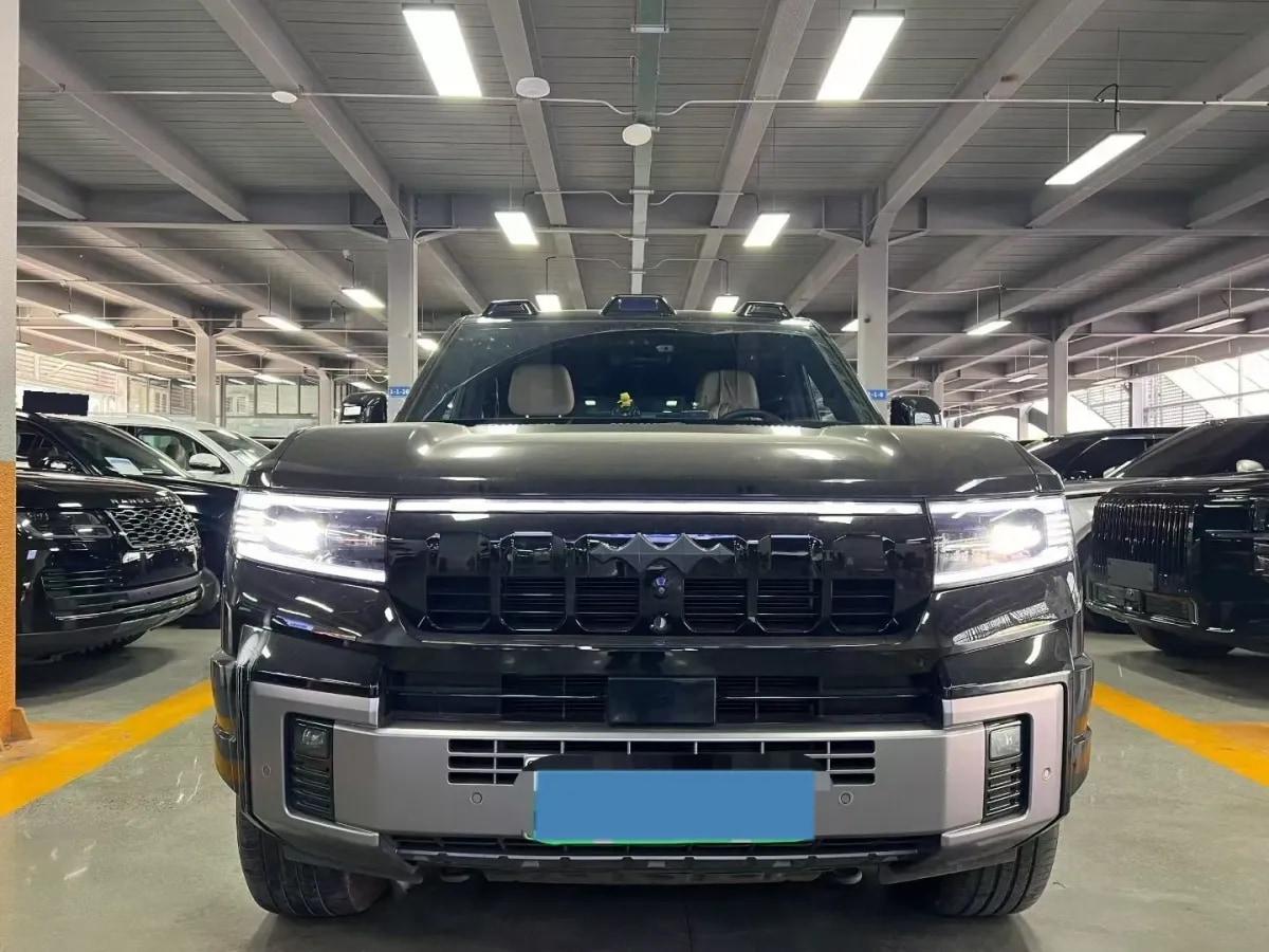 2025 FangChengBao Bao 8 2.0T 245HP L4 E-CVT PHEV 36.8KWH image 2