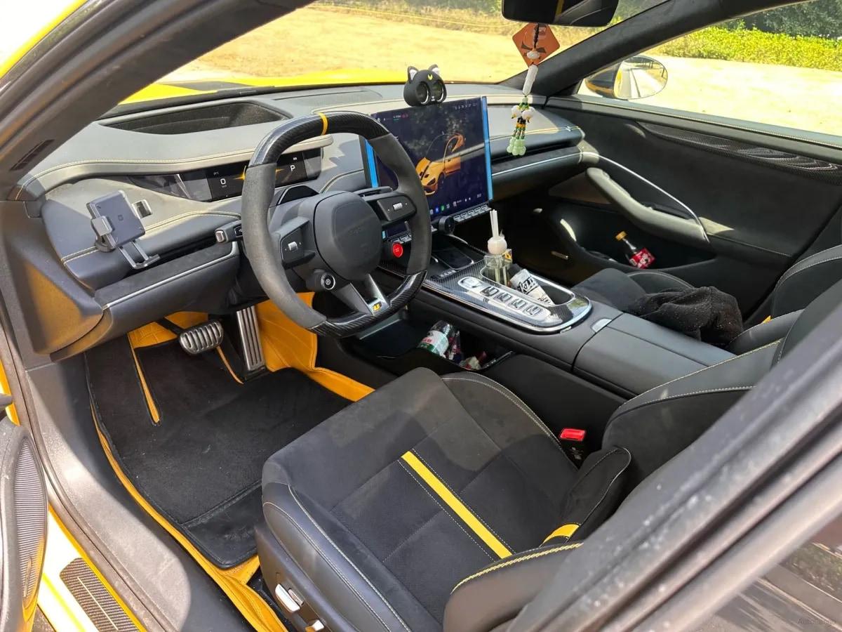 2025 Xiaomi SU7 Ultra BEV 93.7KWH 630km image 2