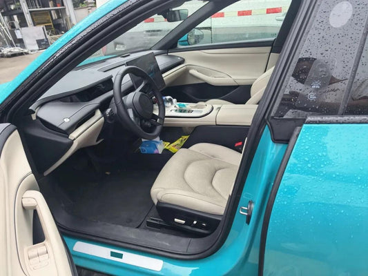 2024 Xiaomi SU7 BEV 73.6KWH 700km image 2