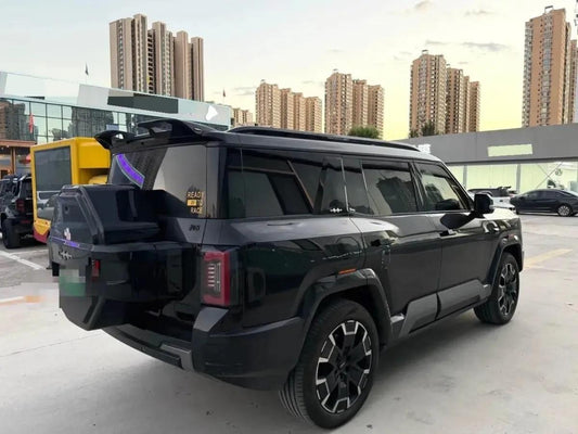 2025 Fang Cheng Bao Bao 8 2.0T 245HP L4 E-CVT PHEV 36.8KWH image 2