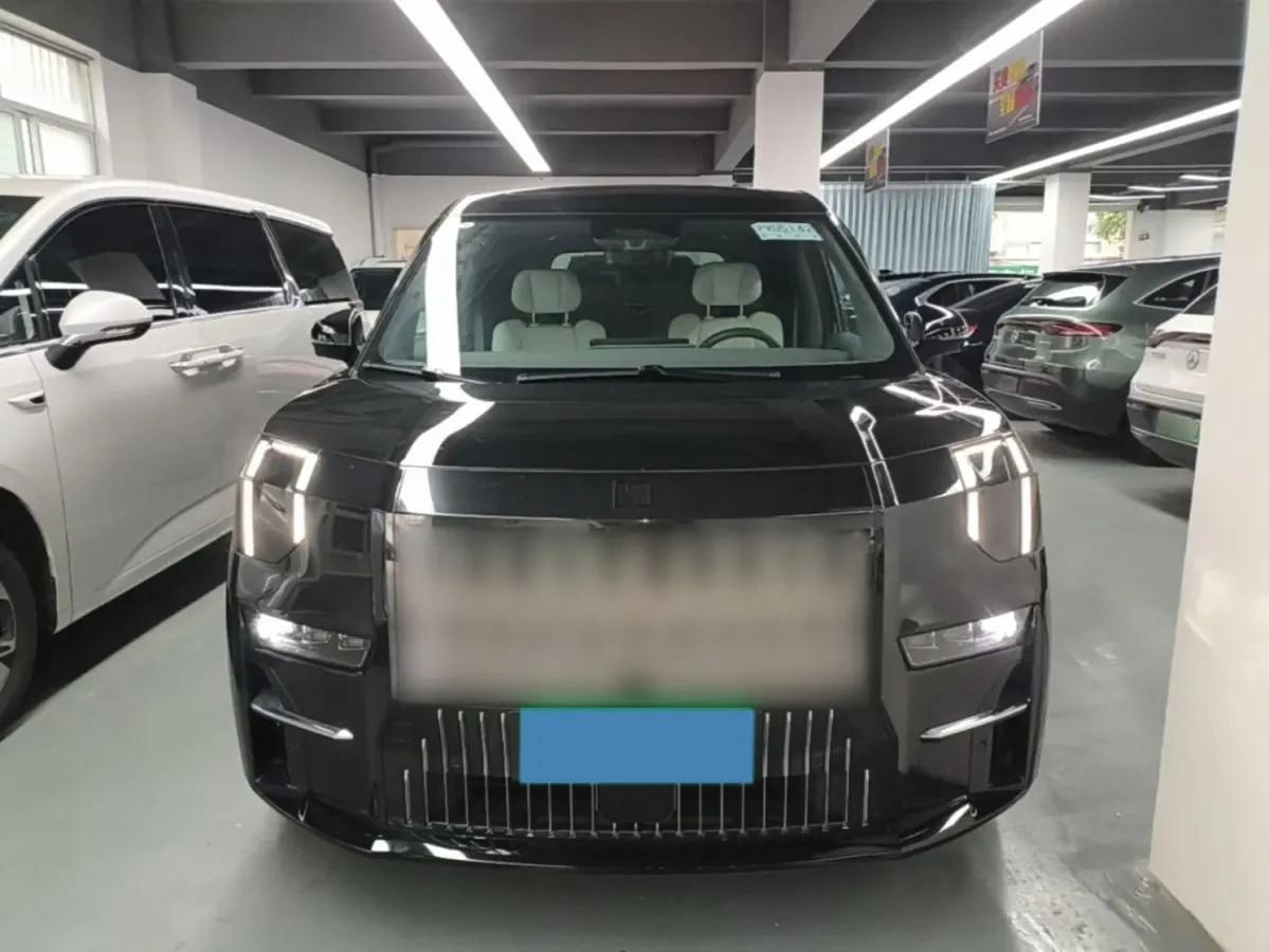 2022 Zeekr 009 BEV 116KWH 702km image 2