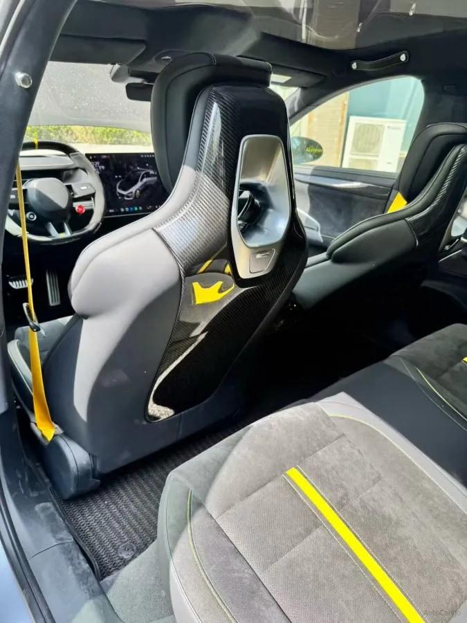 2025 Xiaomi SU7 Ultra BEV 93.7KWH 630km image 2