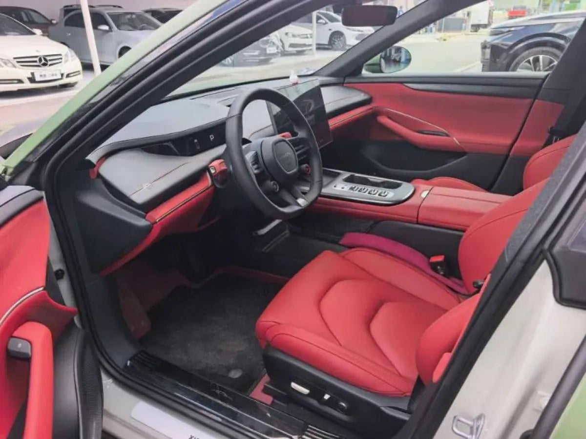 2024 Xiaomi SU7 BEV 94.3KWH 830km image 2