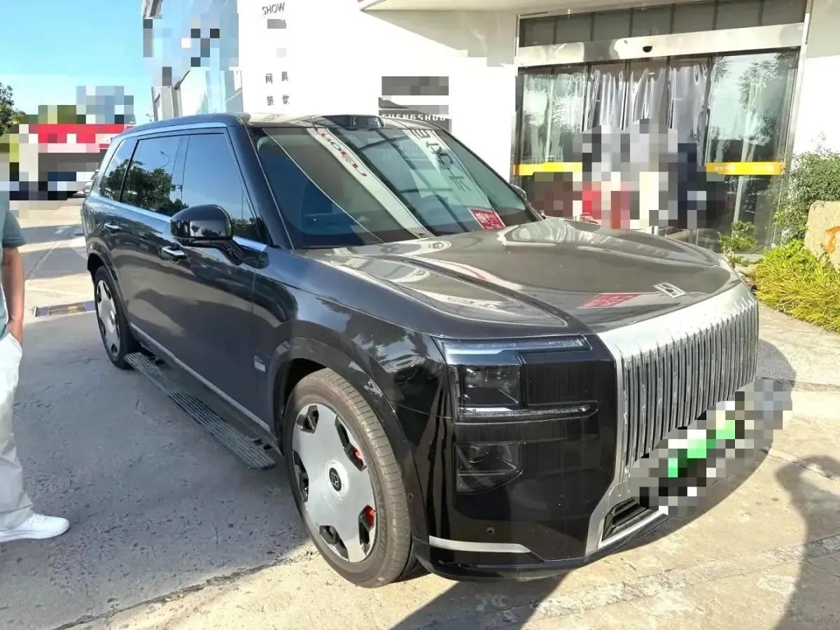 2025 Zeekr 9X 2.0T 279HP L4 1DHT PHEV image 2