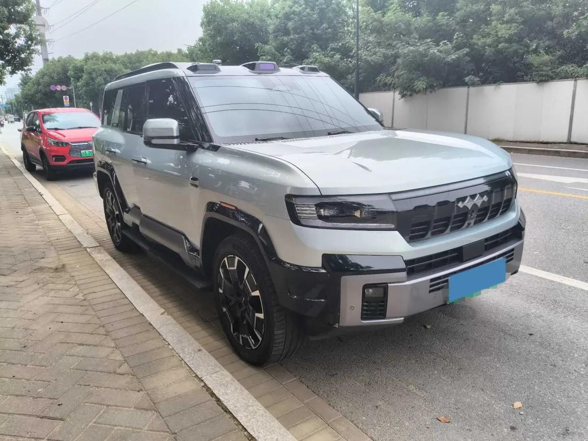 2025 Fang Cheng Bao Bao 8 2.0T 245HP L4 E-CVT PHEV 36.8KWH image 2