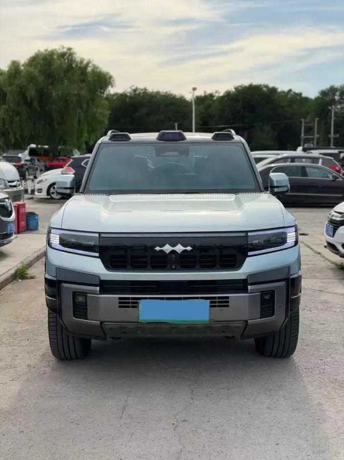 2025 Fang Cheng Bao Bao 8 2.0T 245HP L4 E-CVT PHEV 36.8KWH image 2