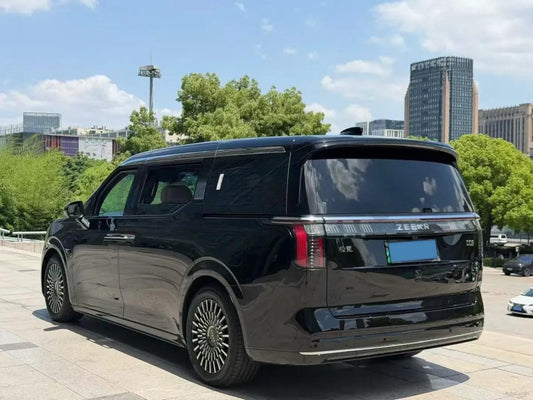 2022 Zeekr 009 BEV 116KWH 702km image 2