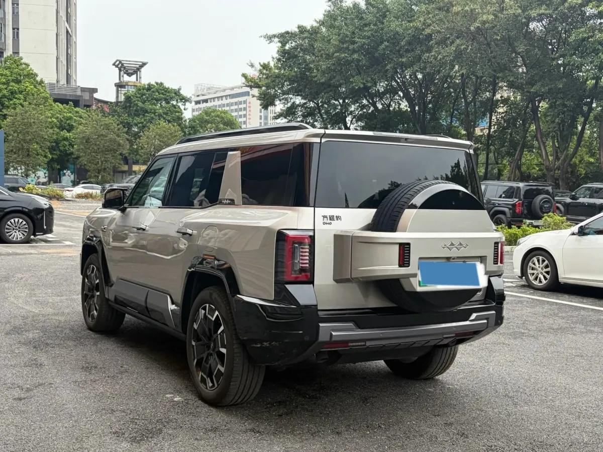 2025 FangChengBao Bao 8 2.0T 245HP L4 E-CVT PHEV 36.8KWH image 2