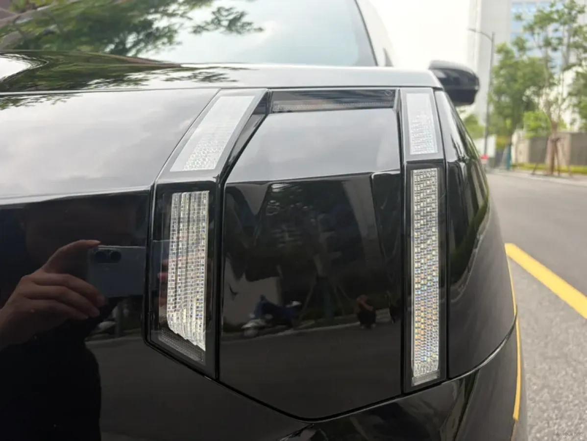 2024 Zeekr 009 BEV 108KWH 702km image 2