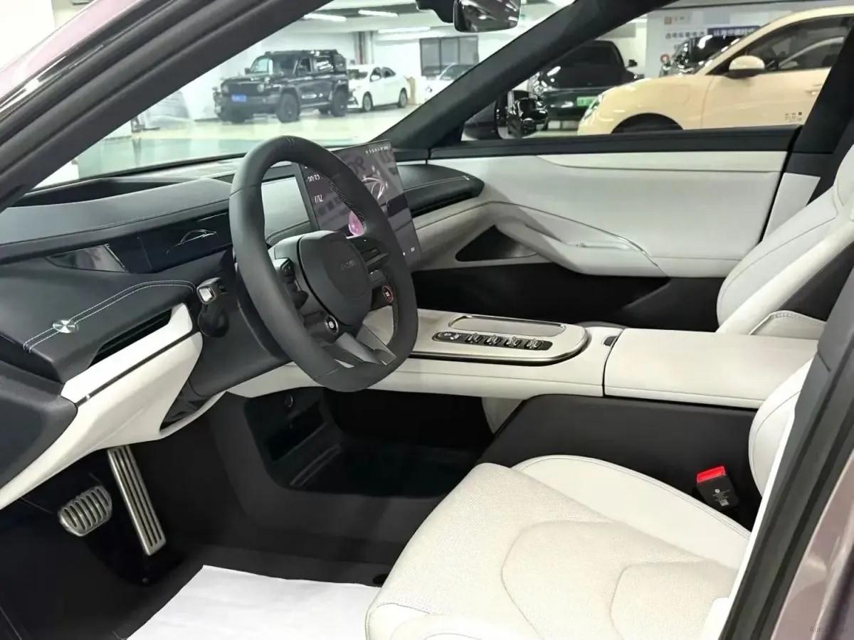 2024 Xiaomi SU7 BEV 101KWH 800km image 2
