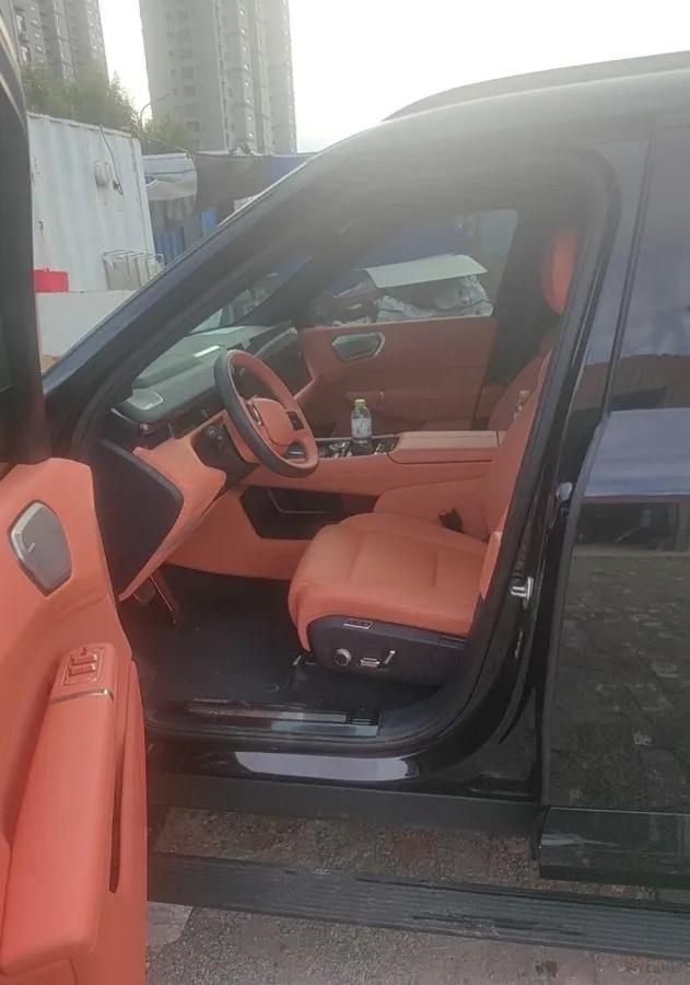 2025 LYNK&CO 900 2.0T 254HP L4 3DHT PHEV 52.38KWH 280km image 2