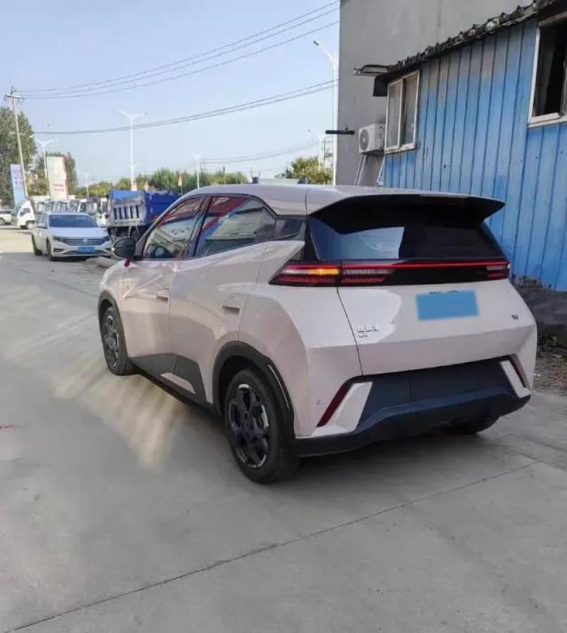 2023 BYD Seagull BEV 30.08KWH 305km image 2