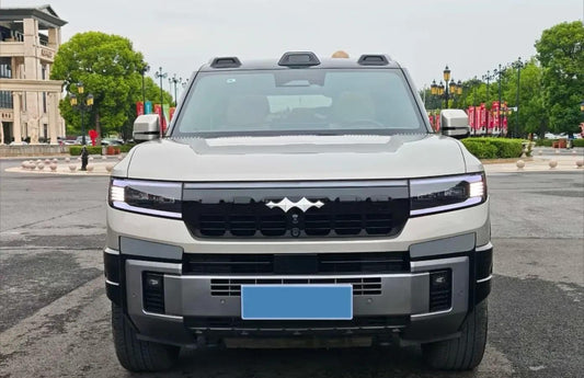2025 Fang Cheng Bao Bao 8 2.0T 245HP L4 E-CVT PHEV 36.8KWH image 2