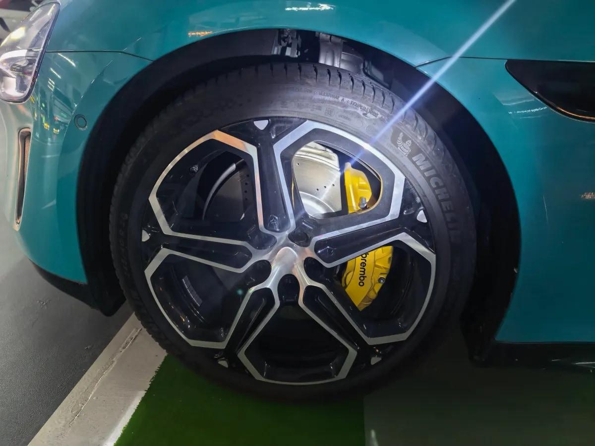 2024 Xiaomi SU7 BEV 101KWH 800km image 2