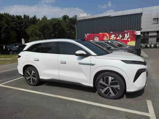 2025 BYD Tang L 1.5T 156HP L4 E-CVT PHEV 35.6KWH 200km image 2