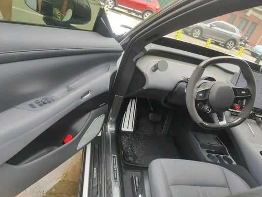 2025 Xiaomi YU7 BEV 101.7KWH 760km image 2