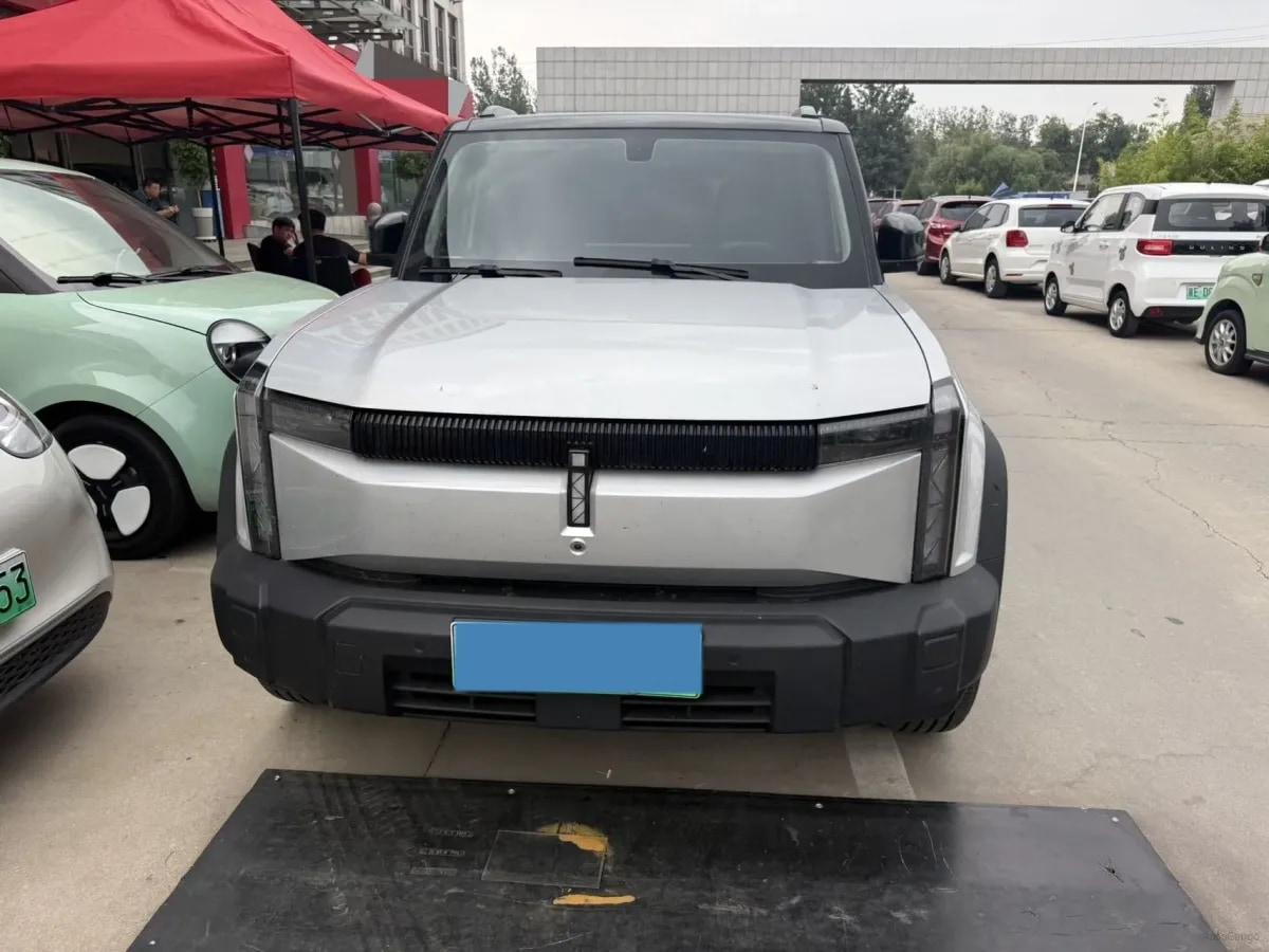 2024 iCAR iCAR 03 BEV 65.69KWH image 2