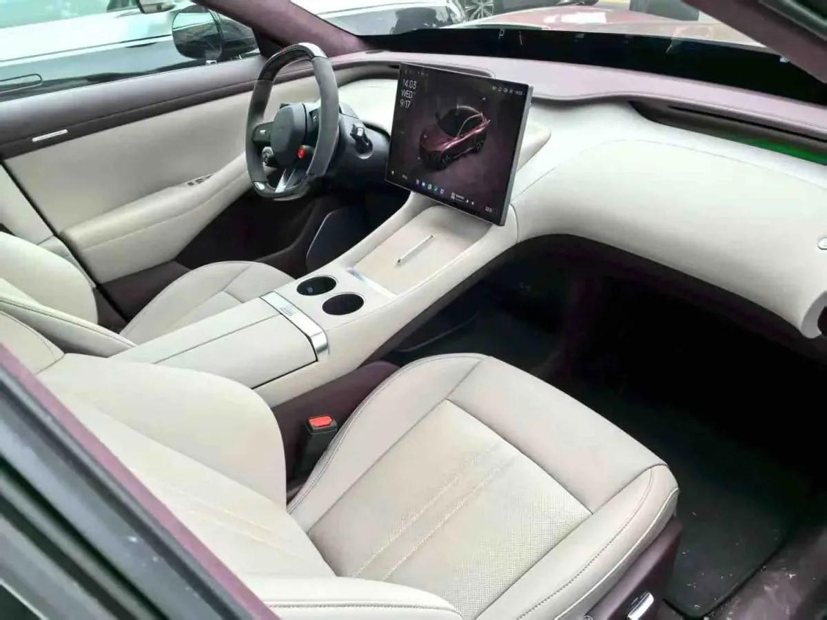 2025 Xiaomi YU7 BEV 101.7KWH image 2
