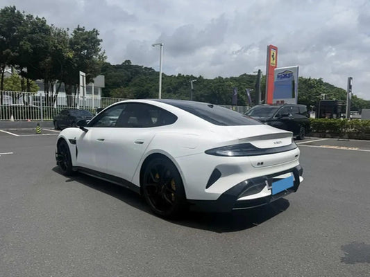 2025 Xiaomi SU7 Ultra BEV 93.7KWH image 2