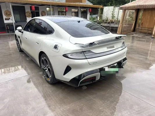 2024 Xiaomi SU7 BEV 73.6KWH image 2